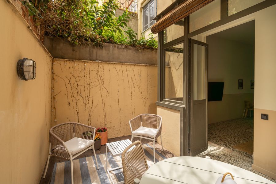 1-Bedroom Apartment with Terrace - PB20