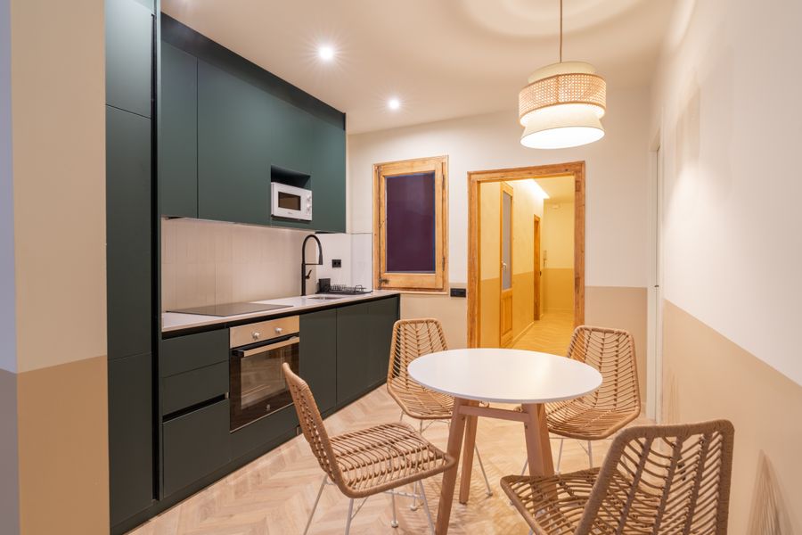 3-Bedroom 3-Bathroom Apartment - PRAL21
