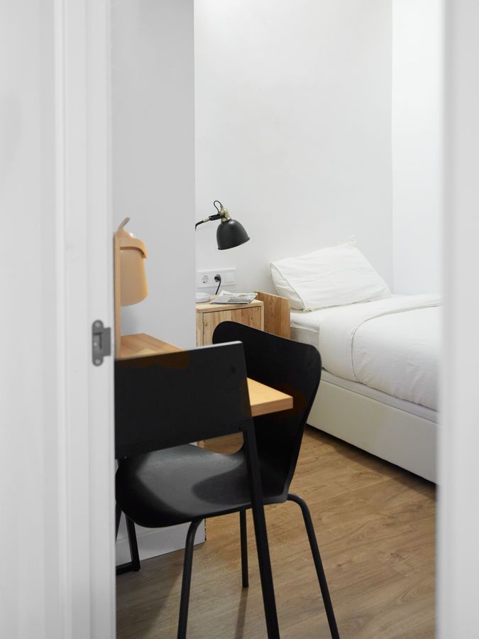 3-Bedroom 1-Bathroom Apartment - PRAL21