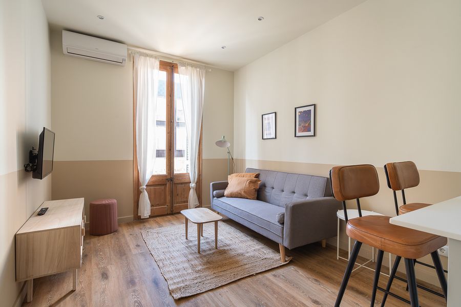 2-Bedroom 1-Bathroom Apartment - 324