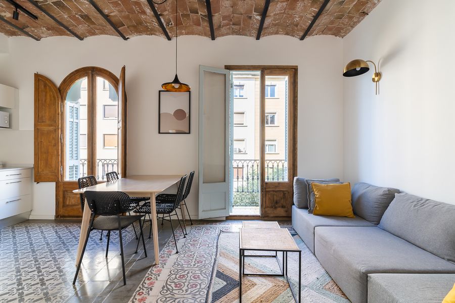 3-Bedroom 2-Bathroom Apartment - 325